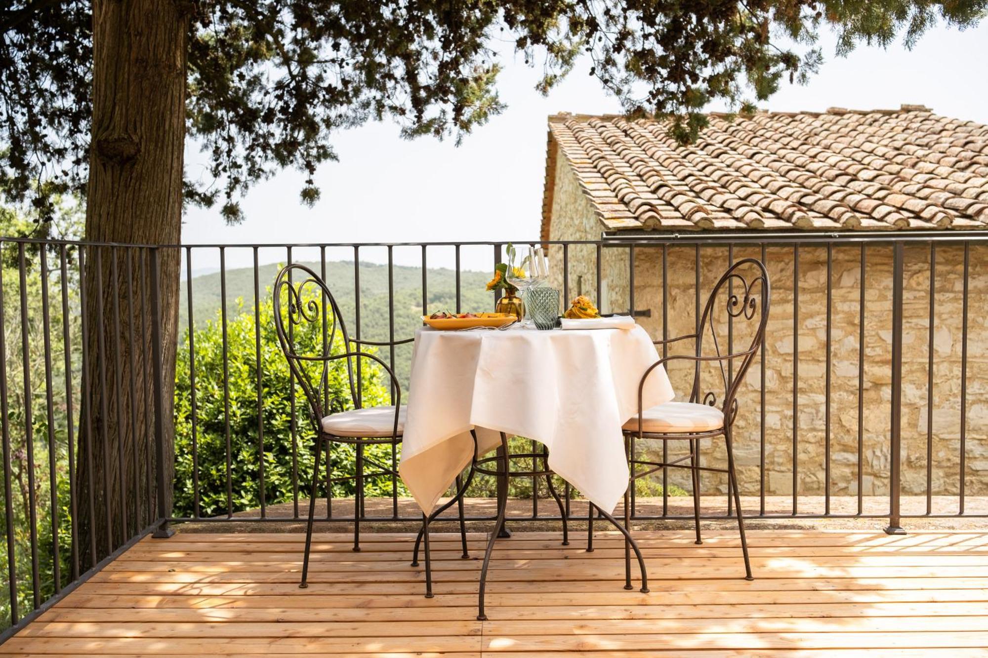 Borgo Vescine Hotel 5*