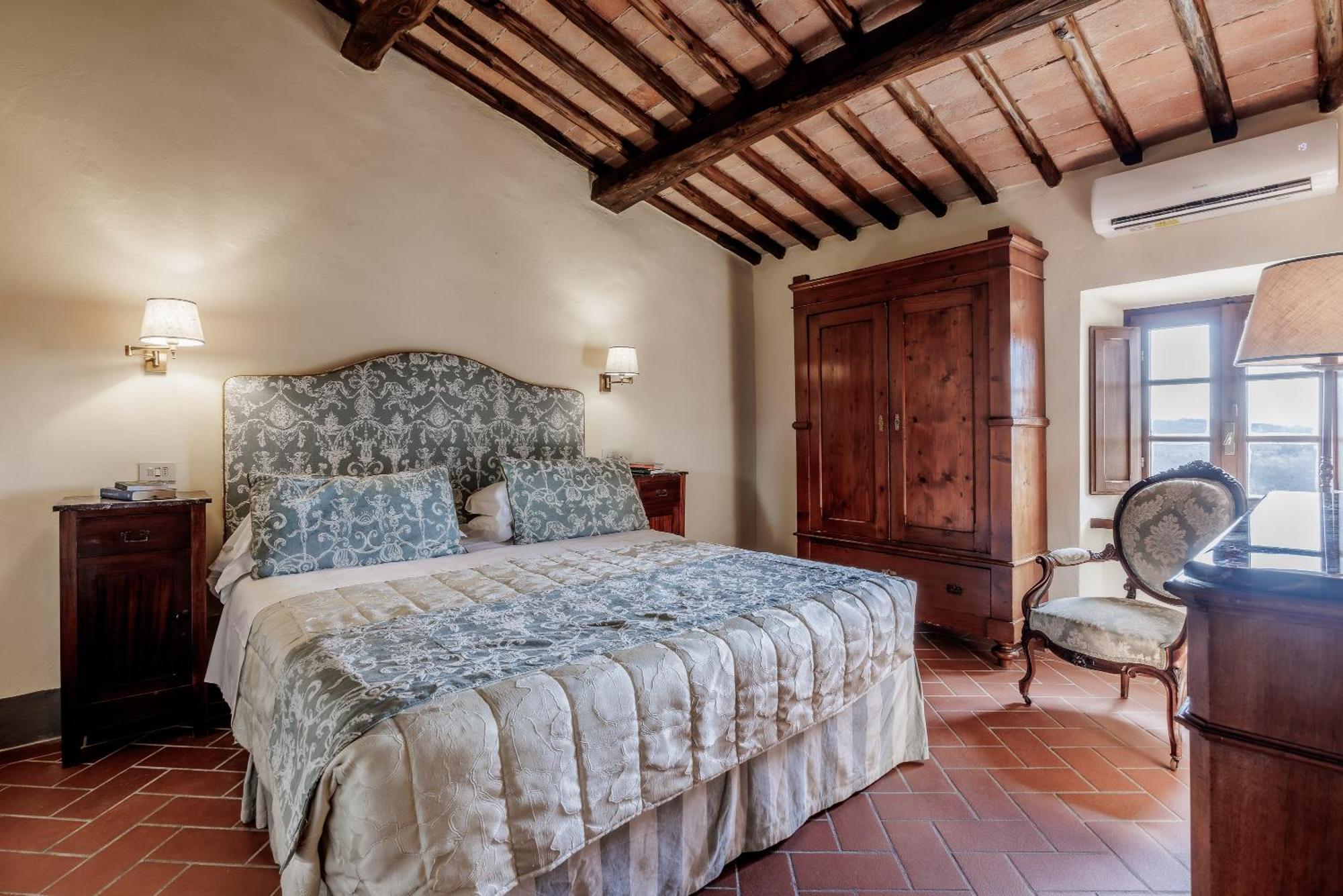 Hotel Borgo Vescine Radda in Chianti