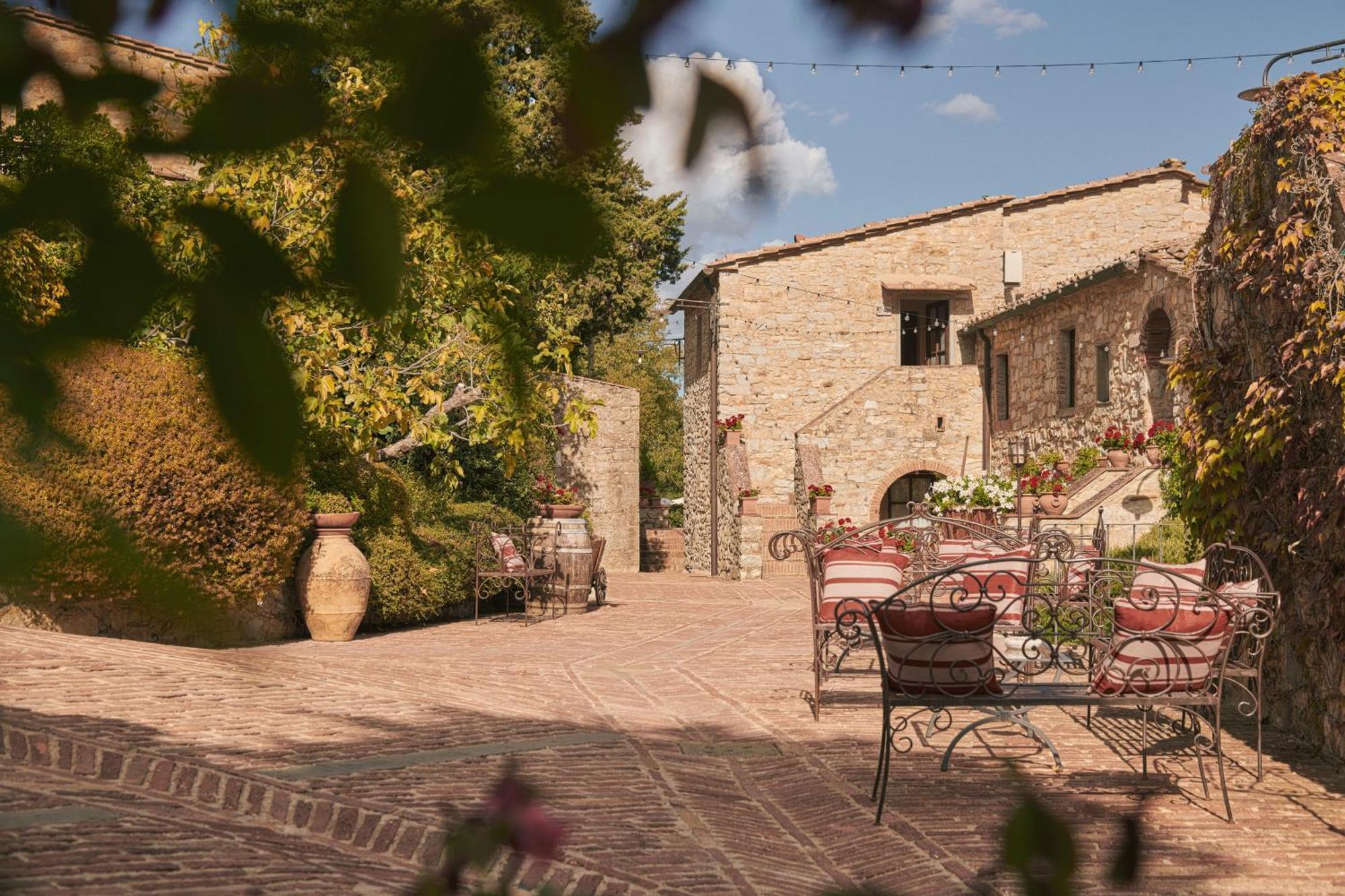Borgo Vescine Hotel