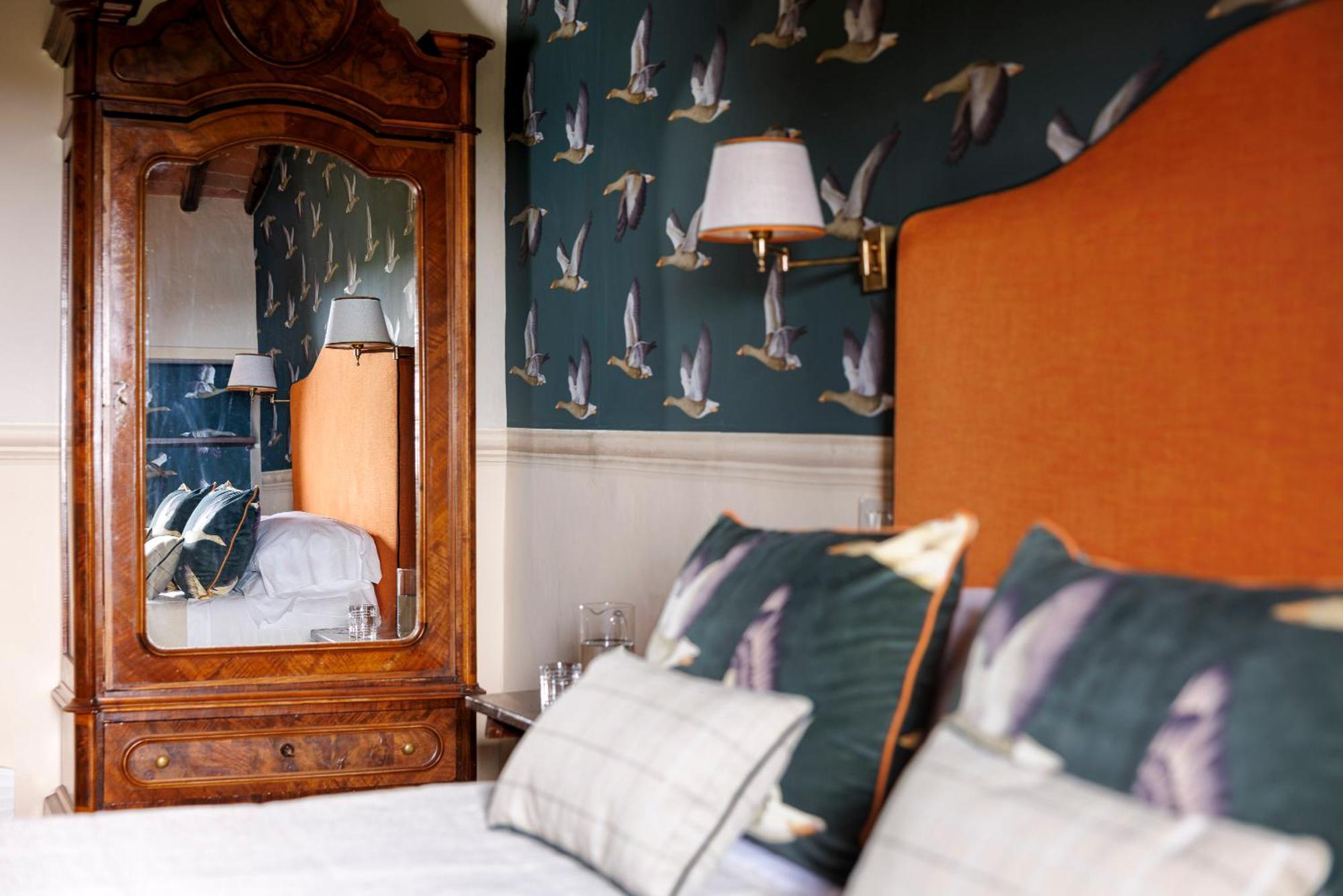Hotel Borgo Vescine 5*